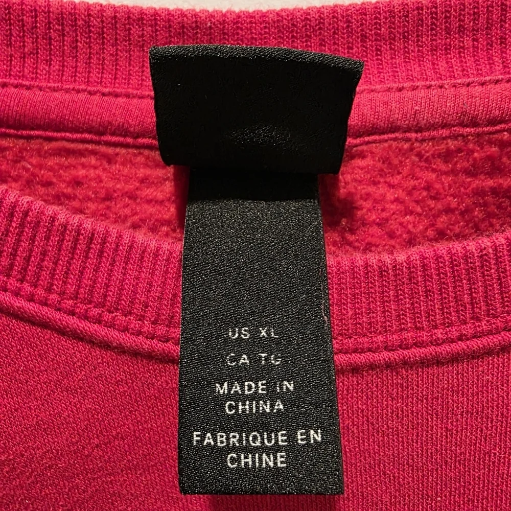 H&M 2020 New Lunar Red Sweatshirt with Gold Graphic - Picture 4 of 7